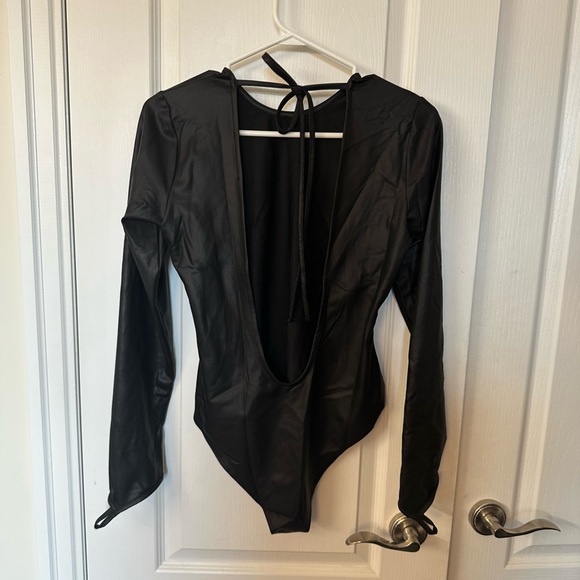 COPY - PU leather scoop back bodysuit - Picture 2 of 6